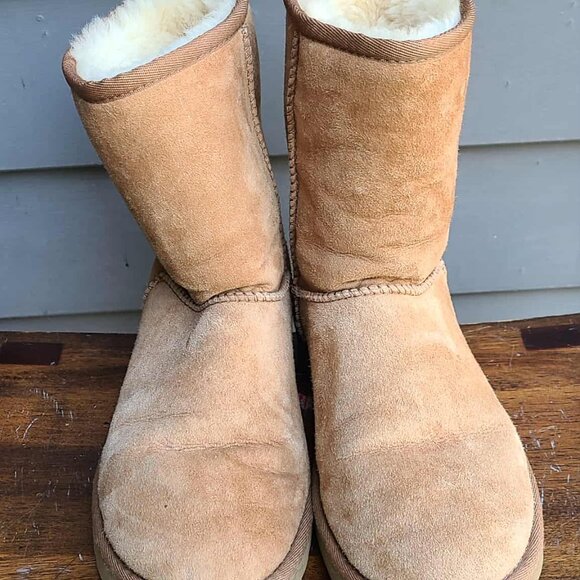 UGG Classic Chestnut Suede Shearling Boots size 5 - Picture 9 of 9